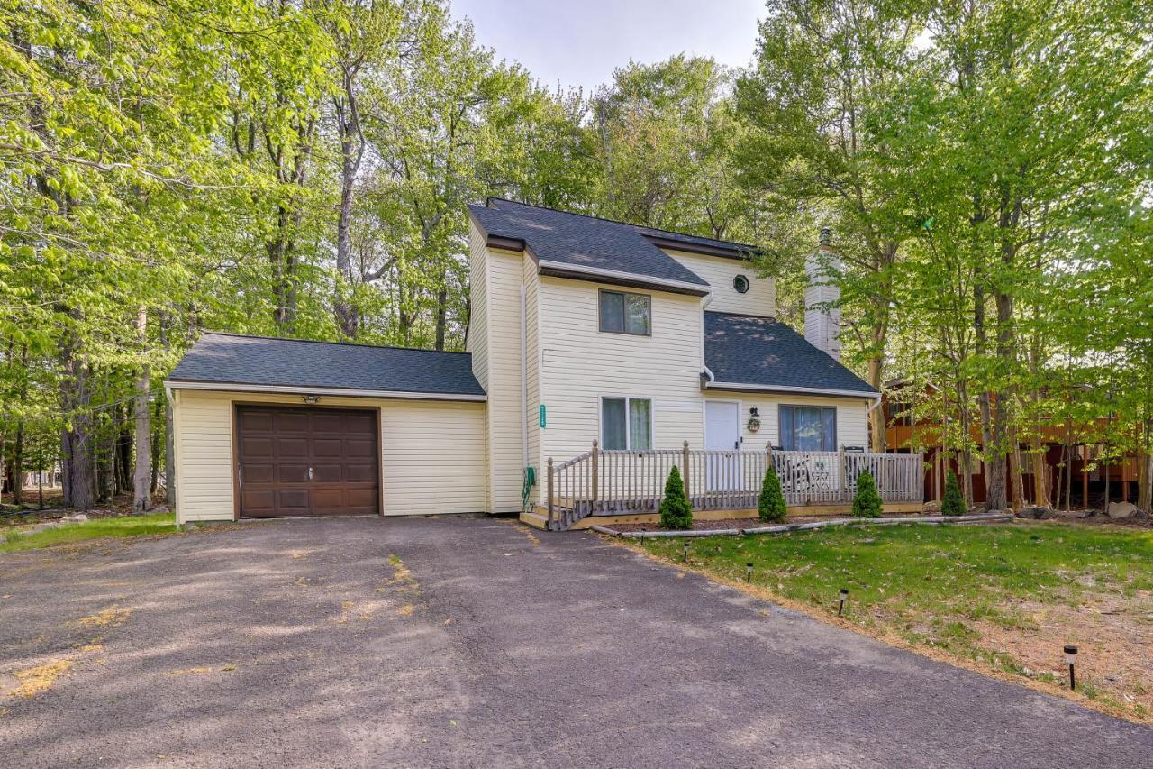 Holiday home Retreat With Community Pool And Access! *
